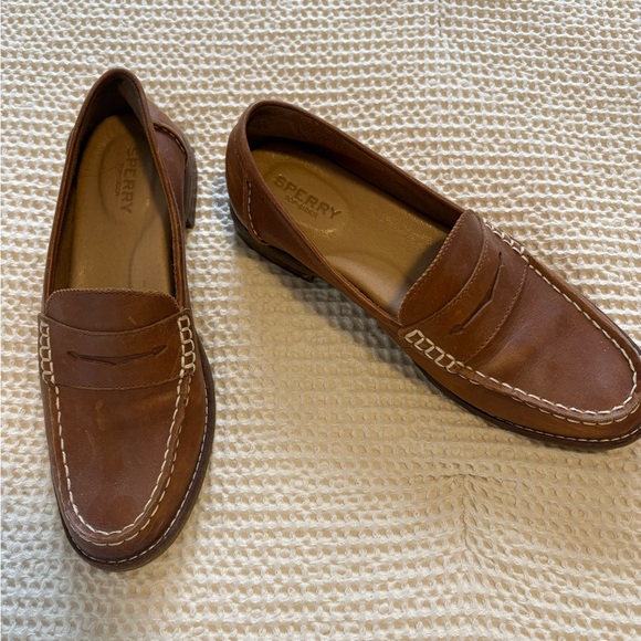Sperry Women’s Tan Leather Loafers - Picture 2 of 2